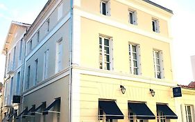 Hotel 2 Etoiles Et Restaurant Le Galet Bleu